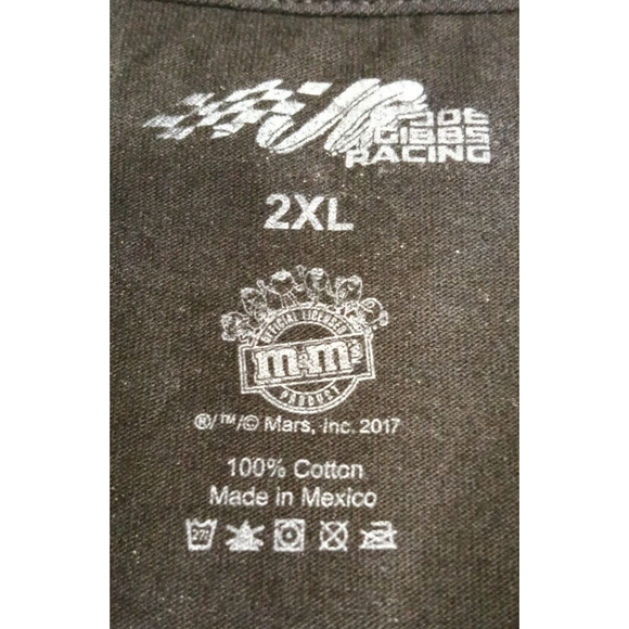 Joe Gibbs Racing Kyle Busch 18 M&M 2017 NASCAR T-Shirt Black Men's 2XL - Picture 7 of 9